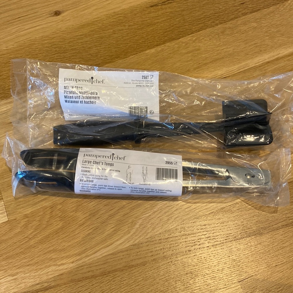 Pampered chef mix n chop and large chef’s tongs